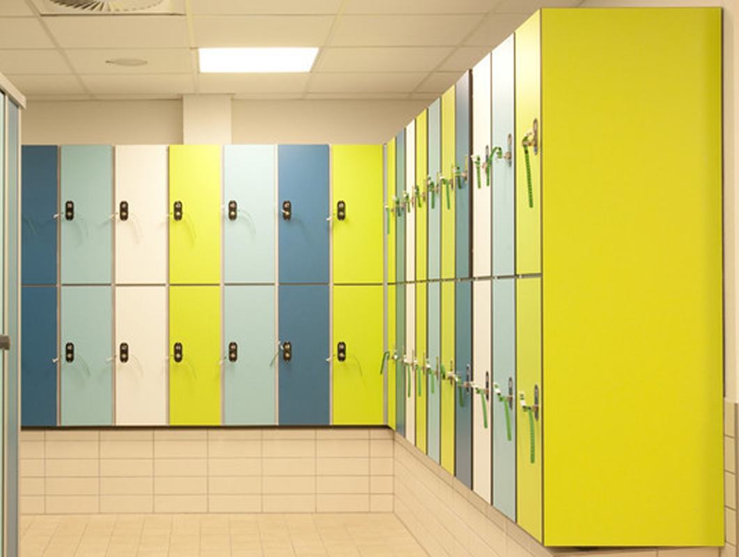 wood and hpl locker for gym and toilet